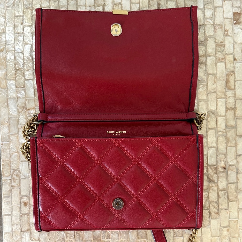 Yves Saint Laurent Burgundy Quilted Crossbody Bag - Picture 3 of 6